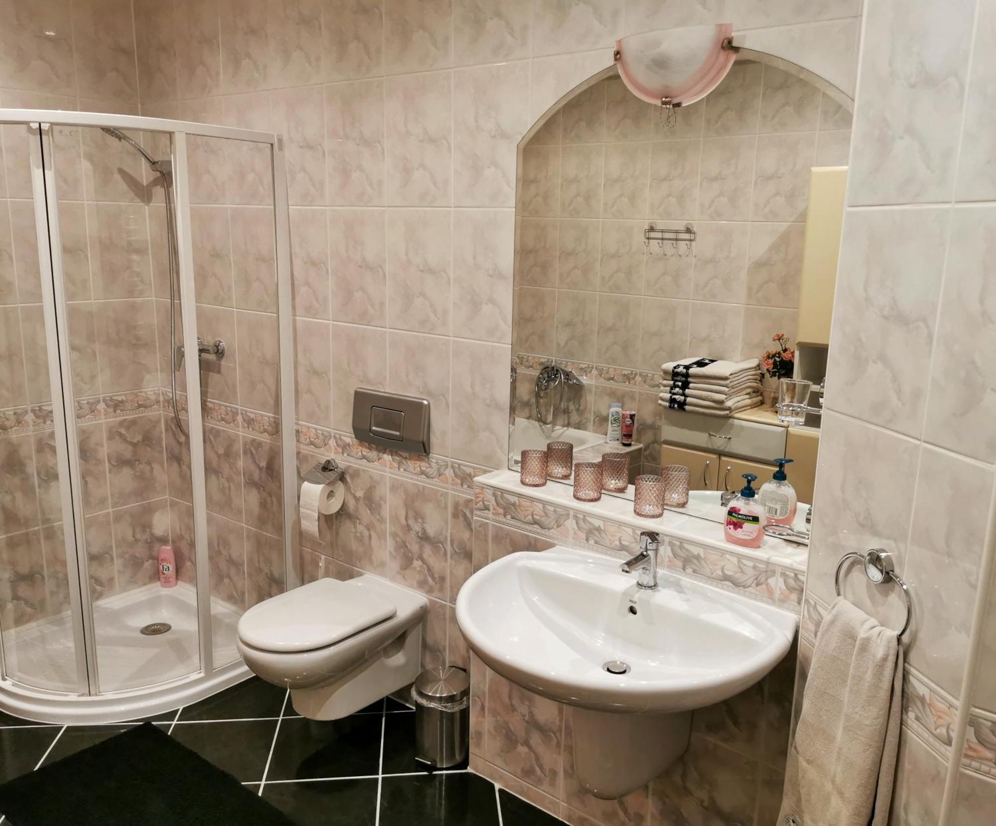 Boros Vendeghaz Eger Villa ภายนอก รูปภาพ